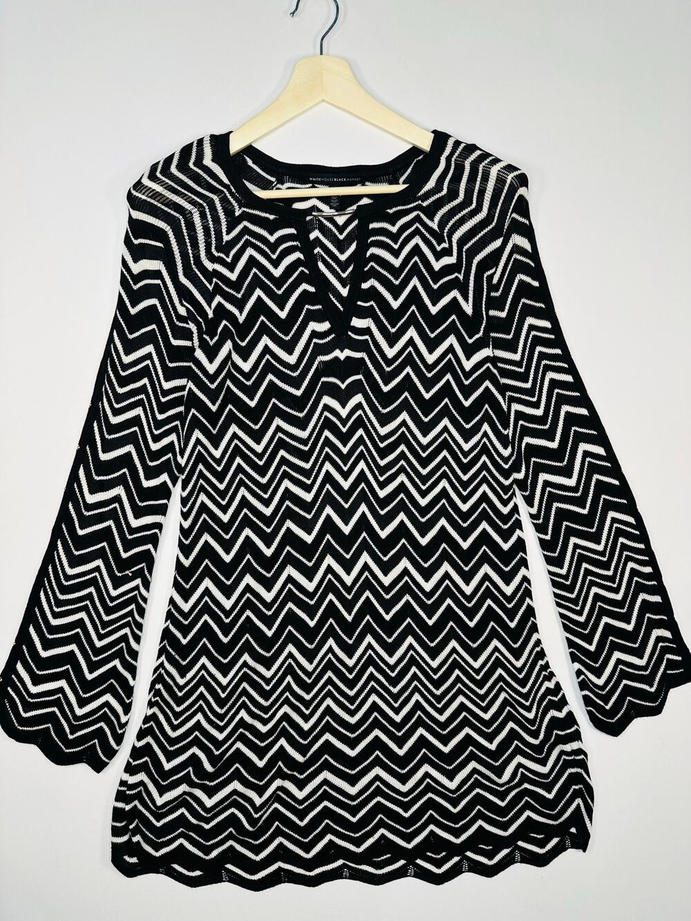 Vintage Y2K White House Black Market Sweater Knit Dress with Bell Sleeves Size L
